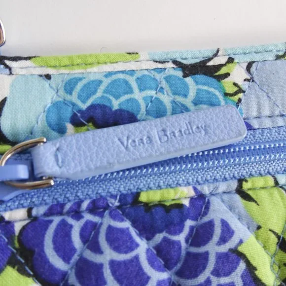 Vera Bradley Quilted Blue Floral Crossbody Bag - Picture 3 of 6